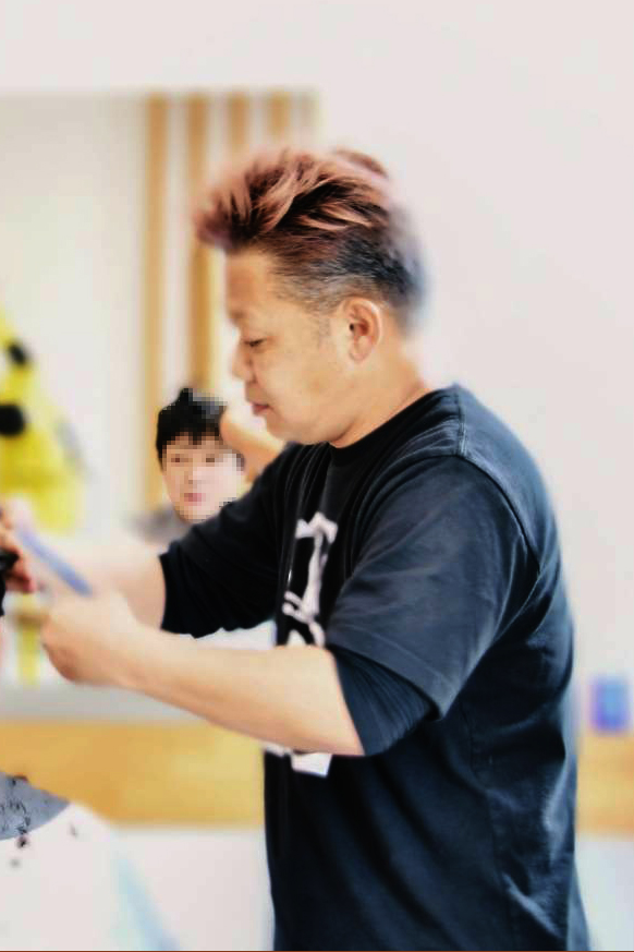 半田　伸吾